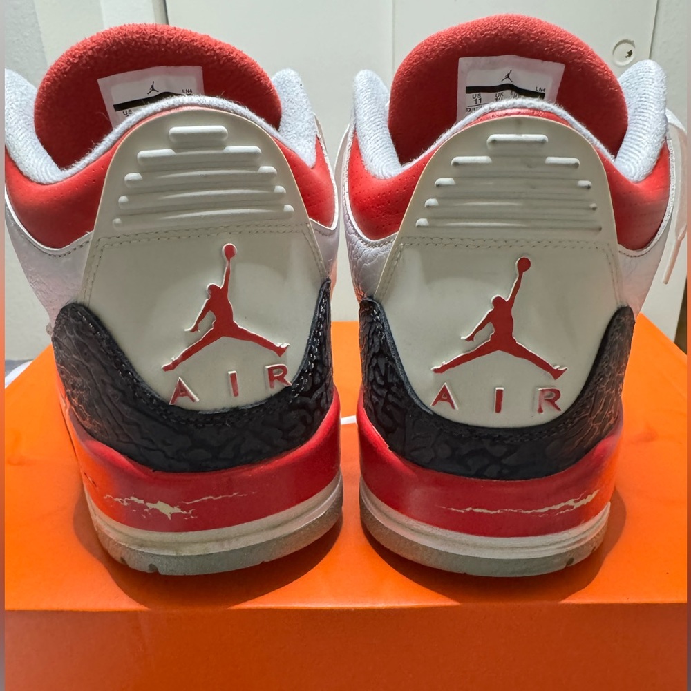Jordan 3 Retro Fire Red - Picture 4 of 6